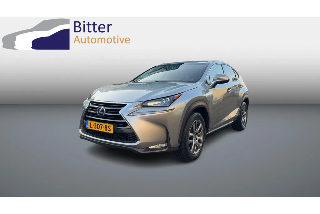 Lexus NX (2016) — foto 1