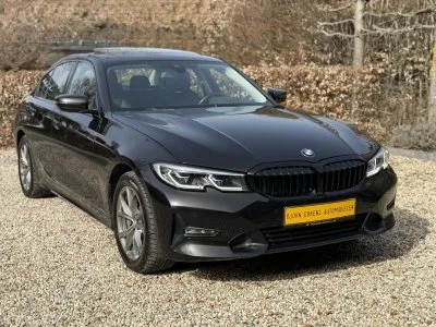 BMW 330e (2020) — foto 1