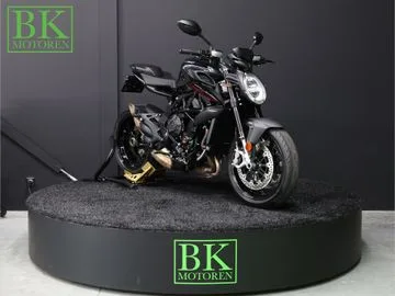 MV Agusta Brutale 800 (2024) — foto 1