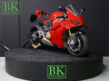 DUCATI PANIGALE V4 S (2025) — foto 1