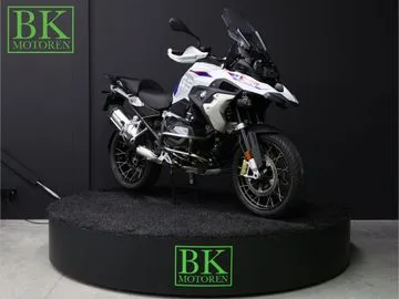BMW R (2023) — foto 1