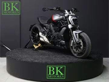 Ducati Xdiavel Black Star (2021) — foto 1