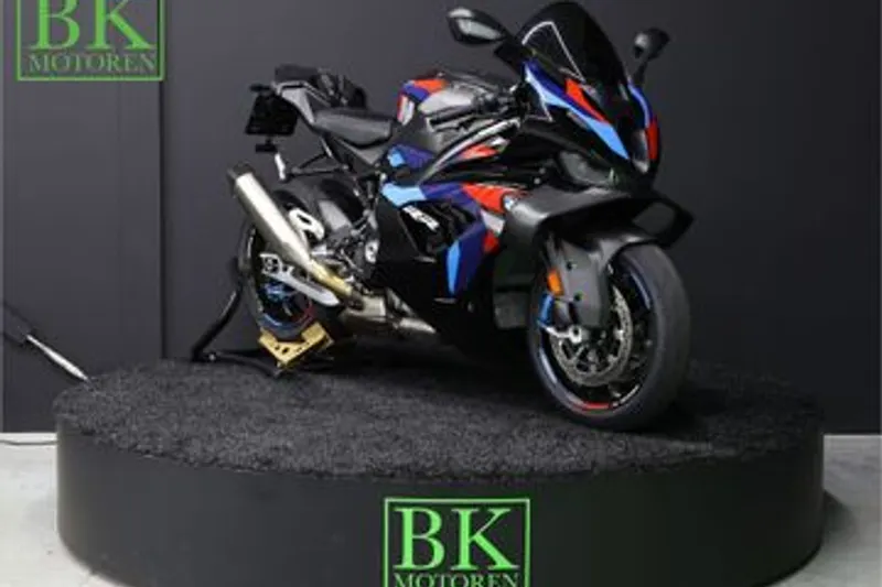 BMW M 1000 RR (2026)