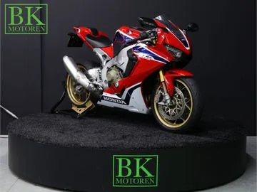 Honda CBR 1000 RR Fireblade SP (2018) — foto 1