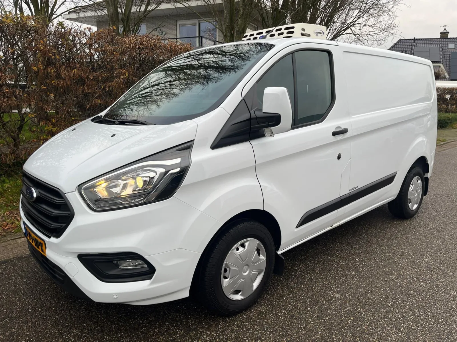 Ford Transit Custom (2023) — foto 1