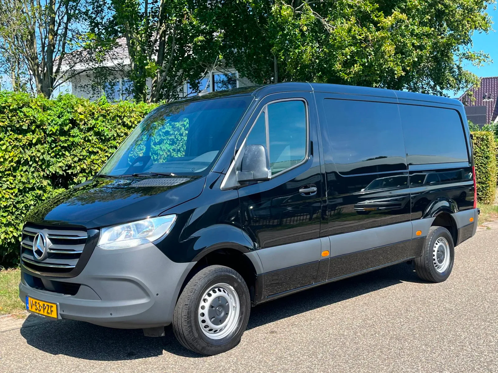 Mercedes-Benz Sprinter (2024) — foto 1