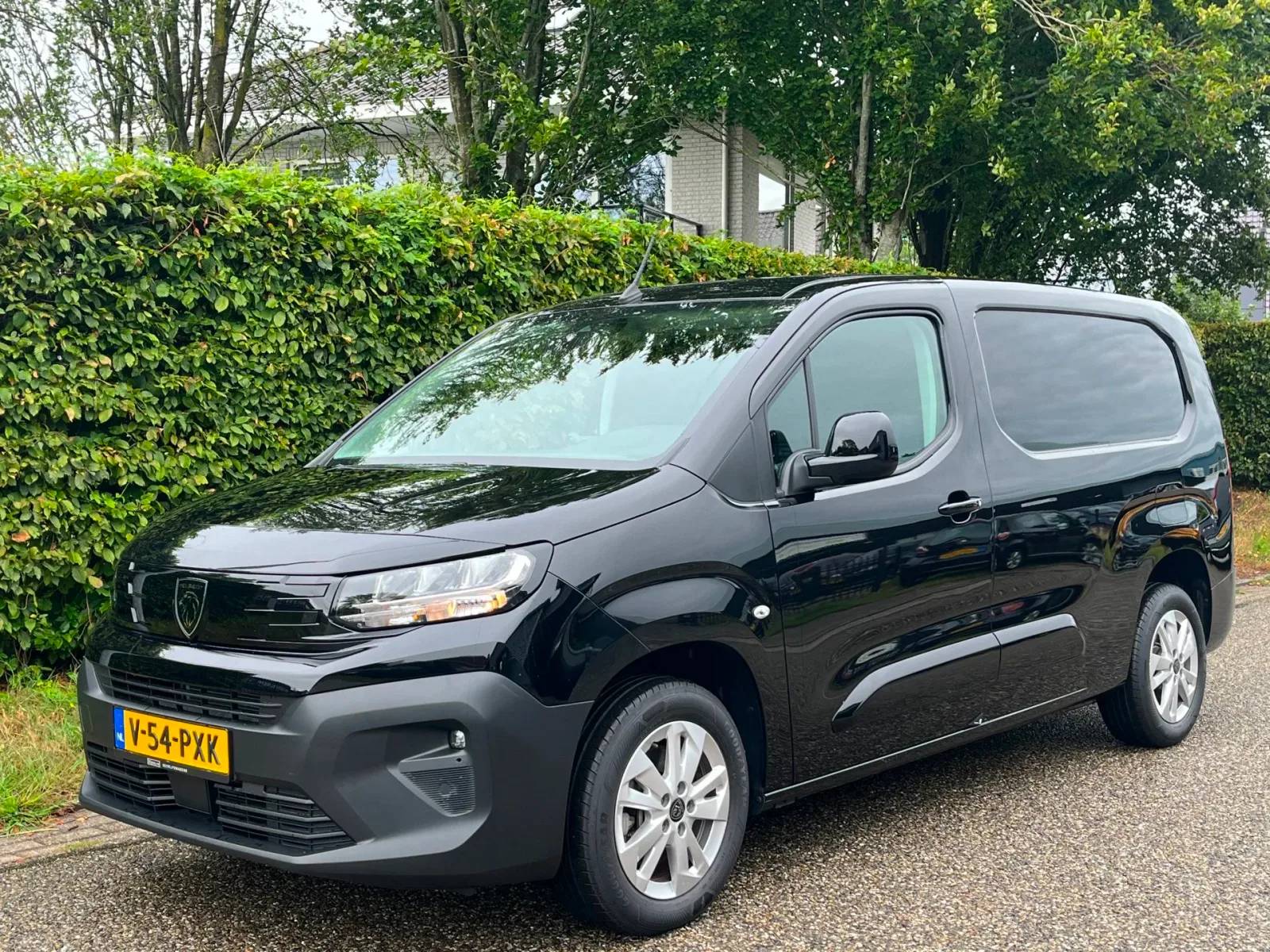 Peugeot Partner (2024) — foto 1