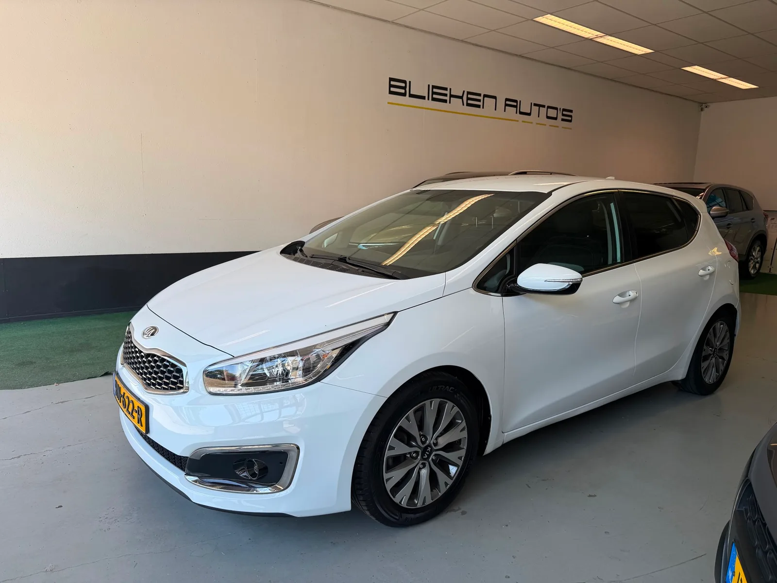 Kia Cee'd (2018) — foto 1