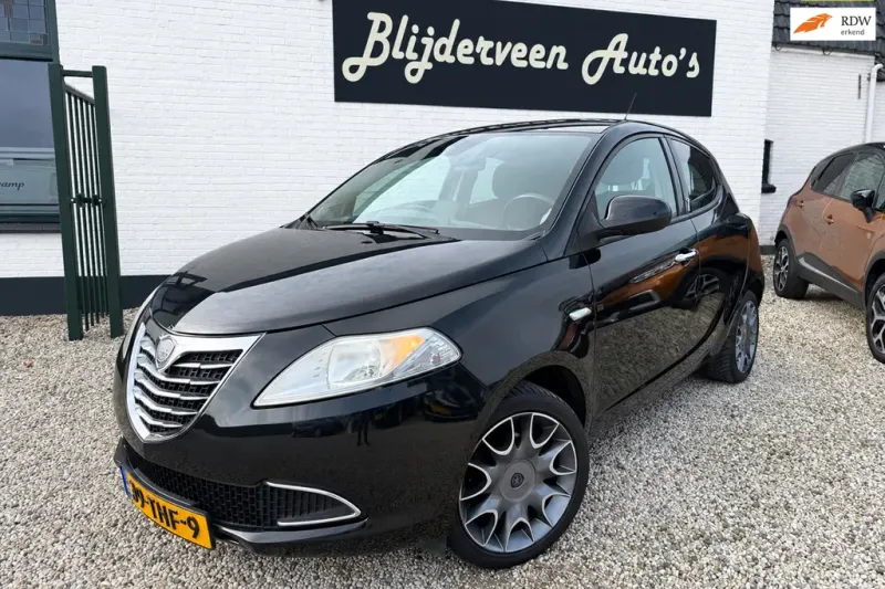 Lancia Ypsilon (2012)
