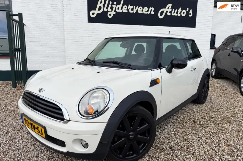 MINI One (2007)