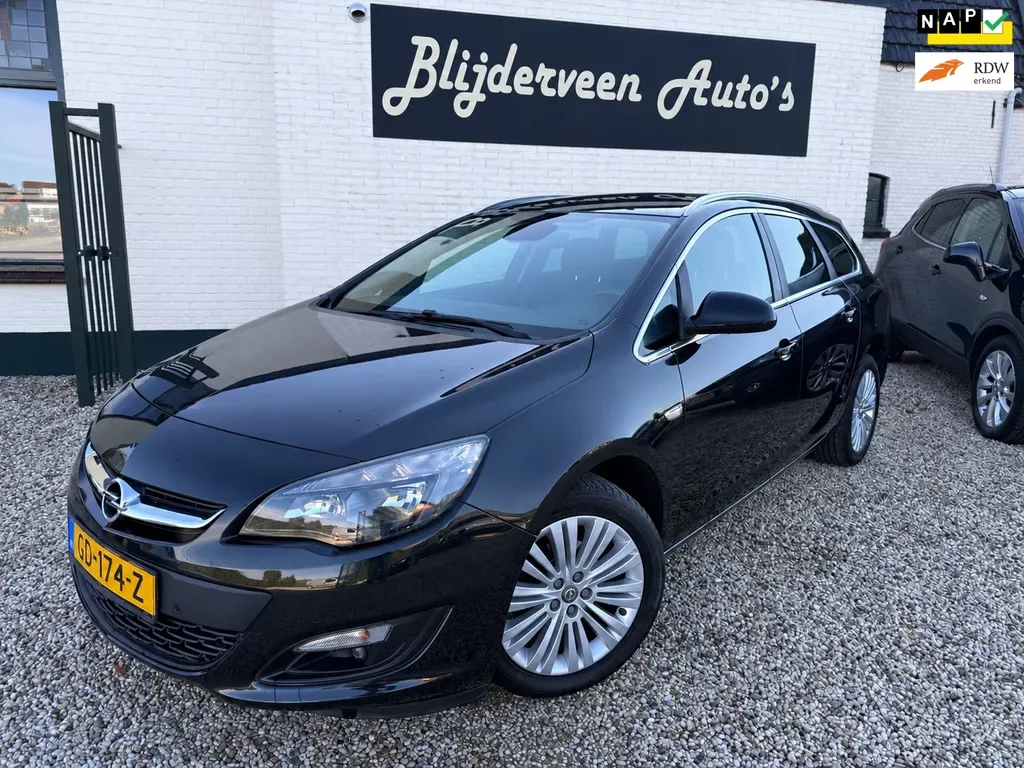 Opel Astra (2015) — foto 1