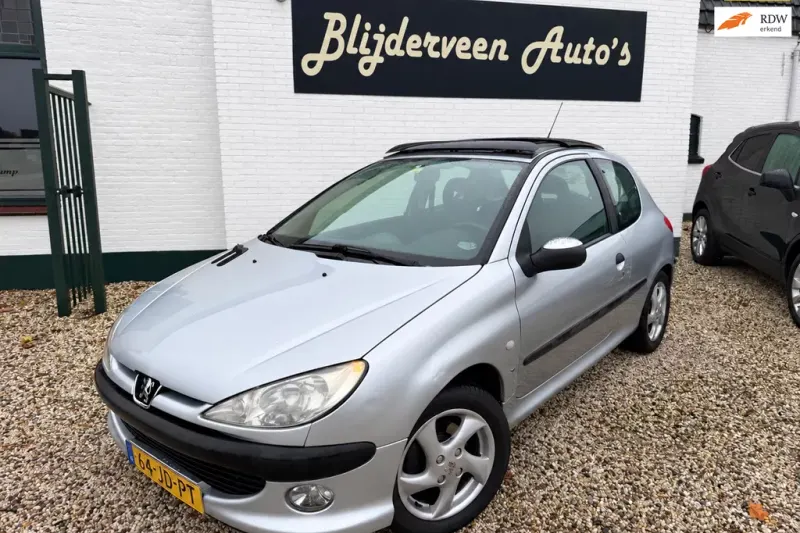 Peugeot 206 (2002)