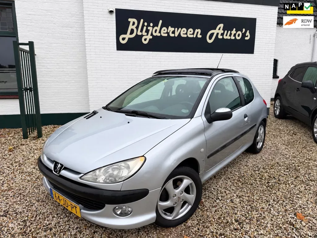 Peugeot 206 (2002) — foto 1