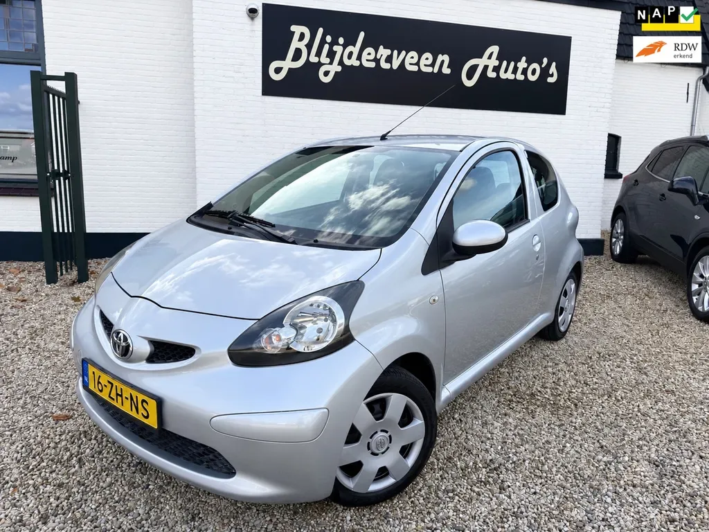 Toyota Aygo (2008) — foto 1