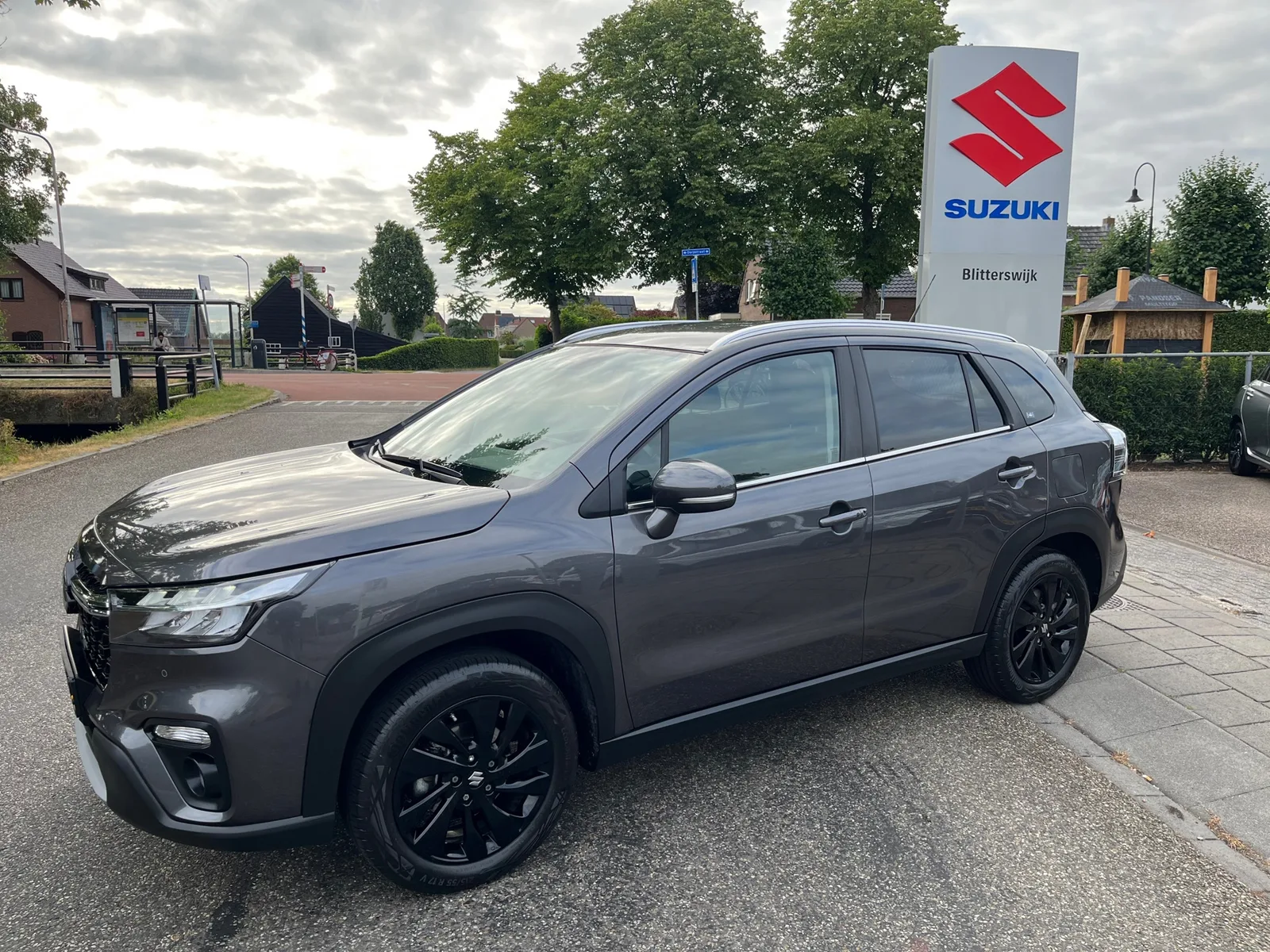 Suzuki S-Cross (2022) — foto 1