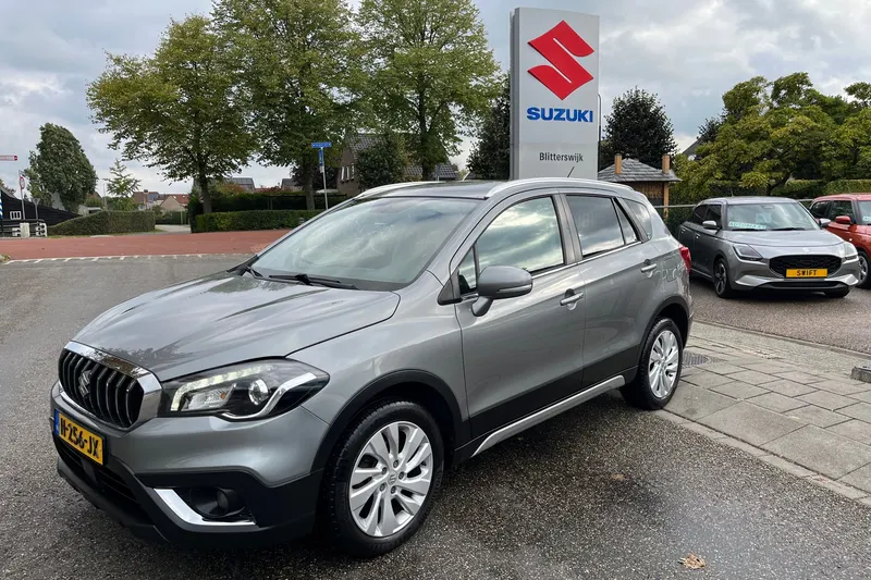 Suzuki S-Cross (2020)
