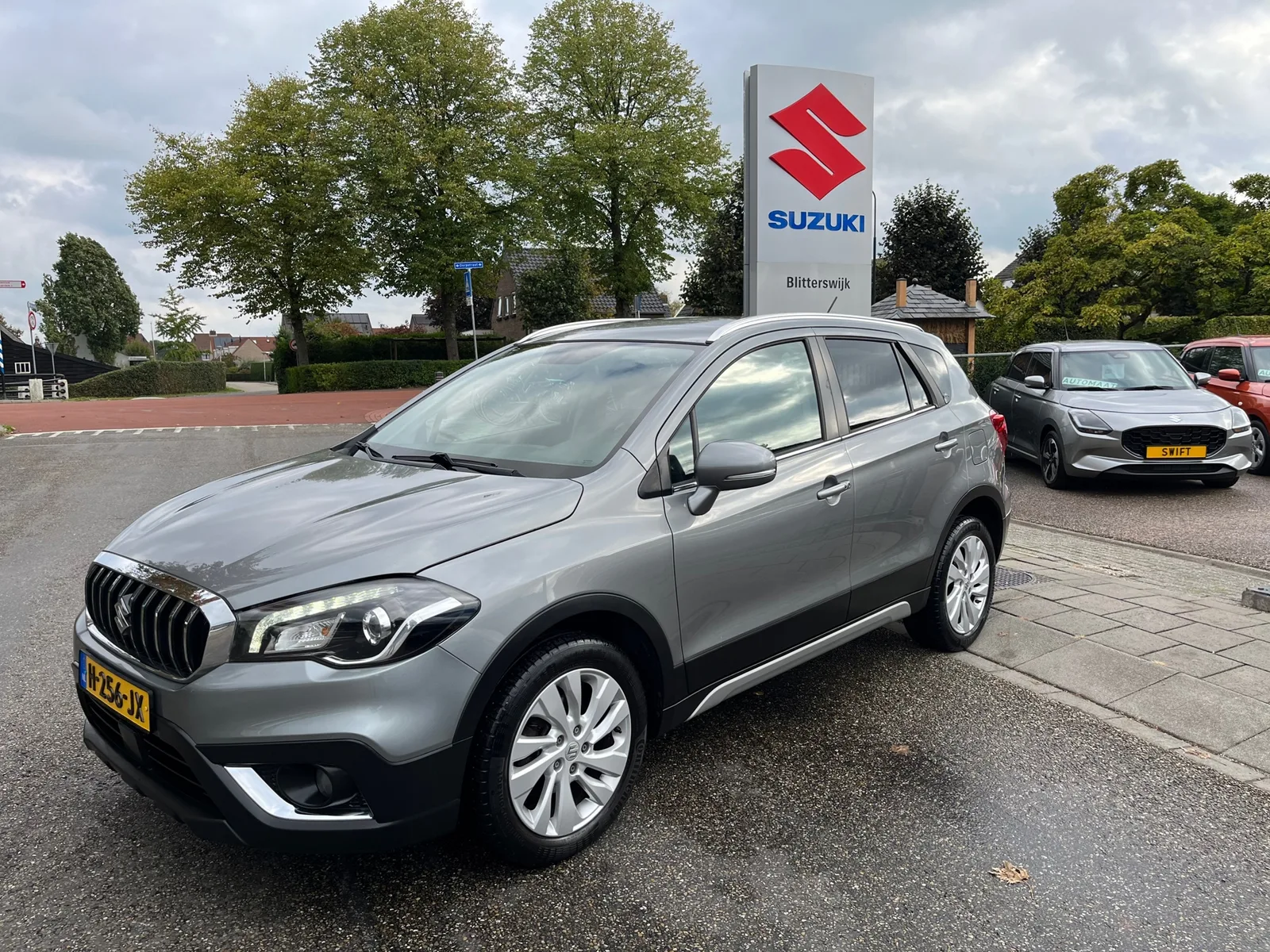 Suzuki S-Cross (2020) — foto 1