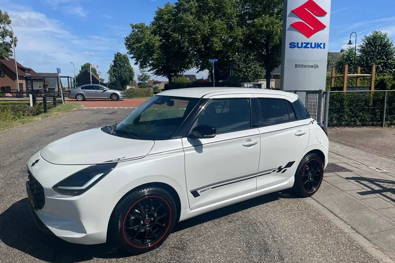Suzuki Swift (2024)