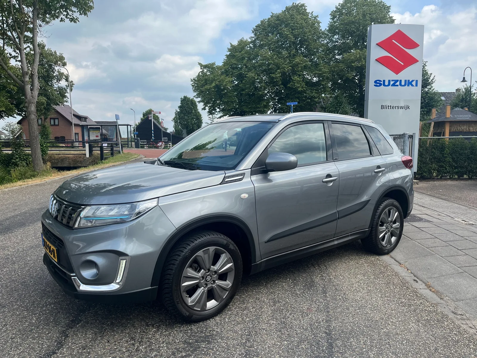 Suzuki Vitara (2024) — foto 1