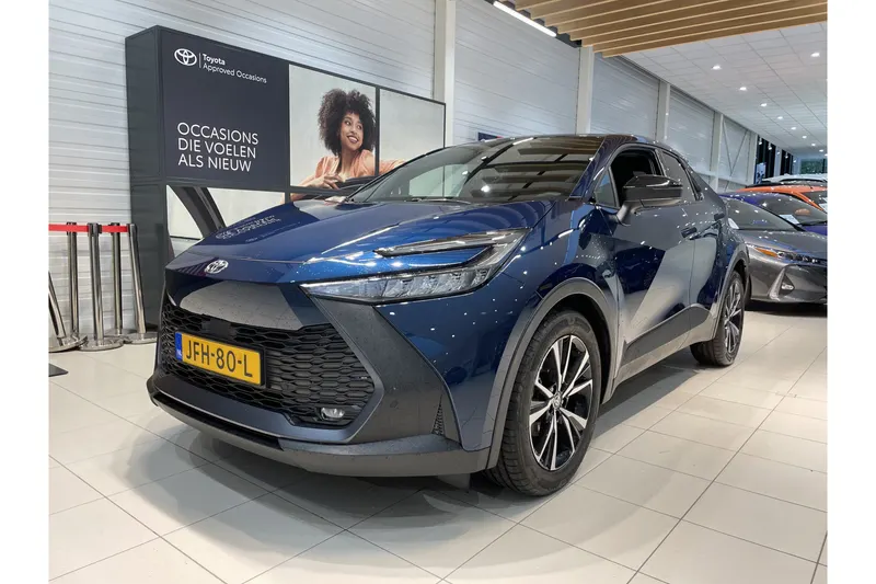 Toyota C-HR (2025)