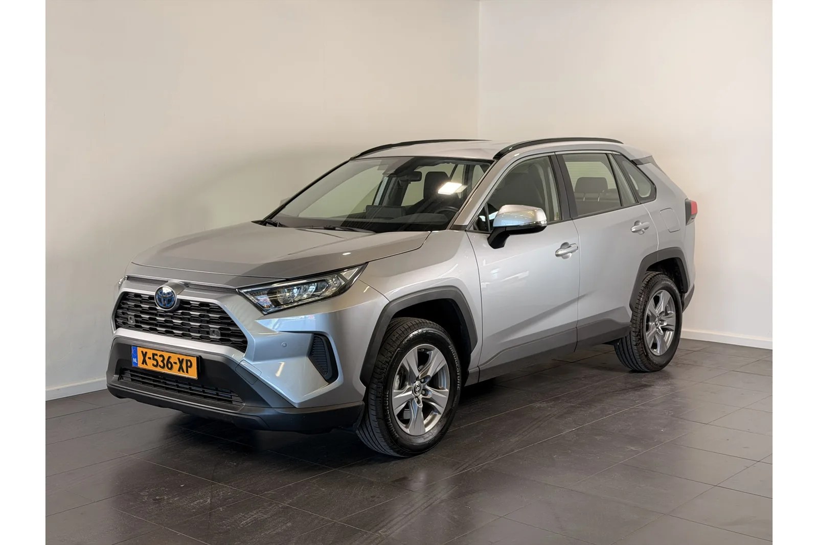 Toyota RAV4 (2024) — foto 1