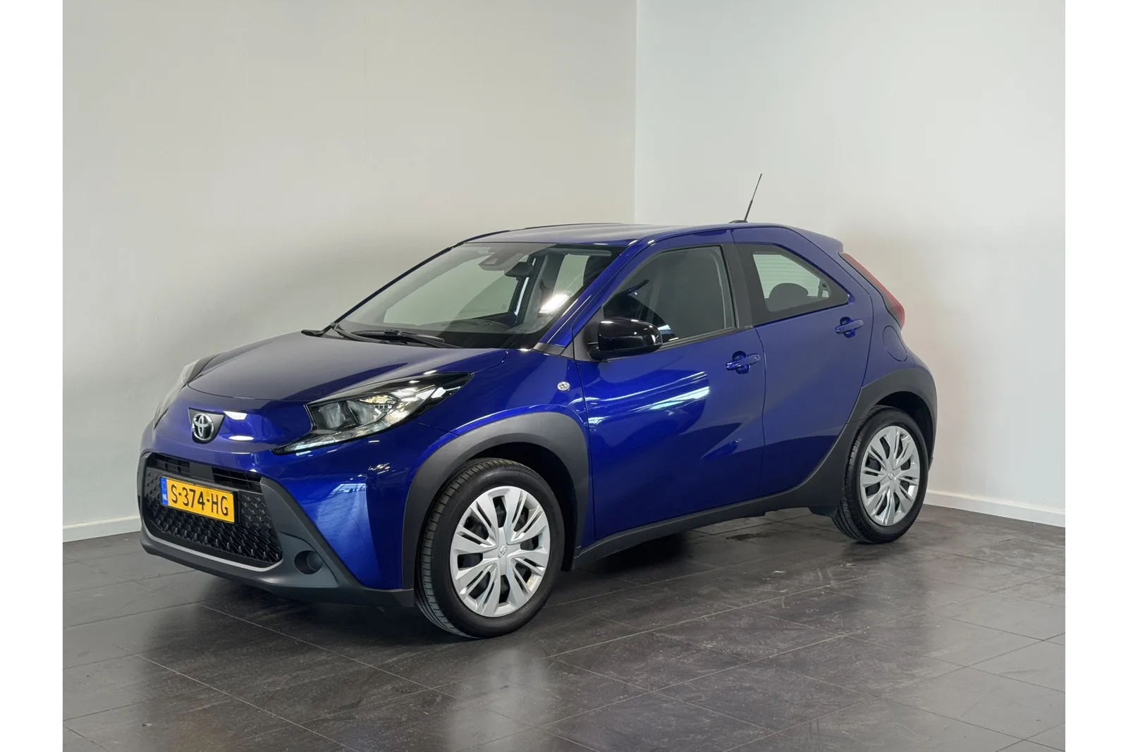 Toyota Aygo X (2023) — foto 1
