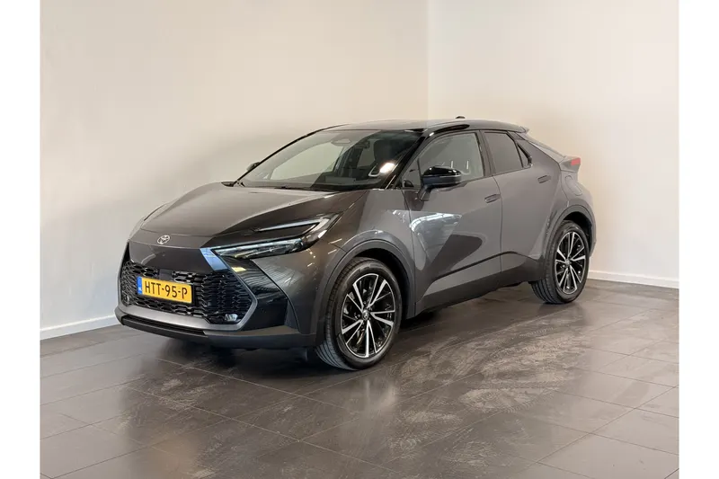 Toyota C-HR (2025)