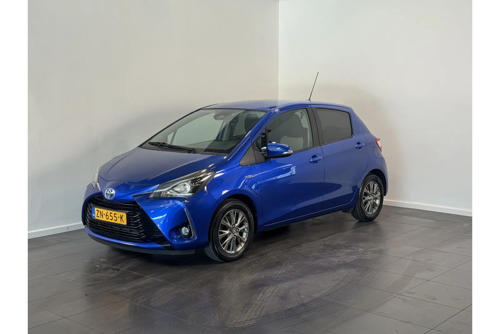 Toyota Yaris (2019) — foto 1