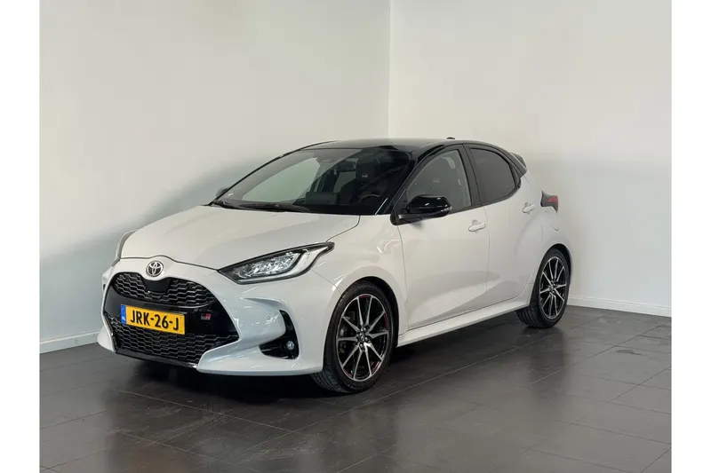 Toyota Yaris (2022)