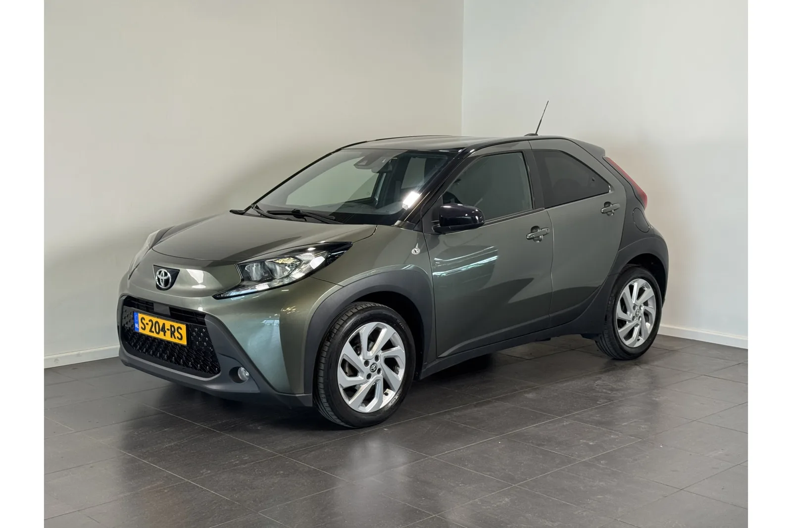 Toyota Aygo X (2022) — foto 1