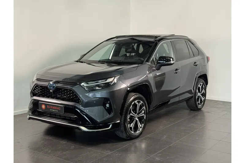 Toyota RAV4 (2025)