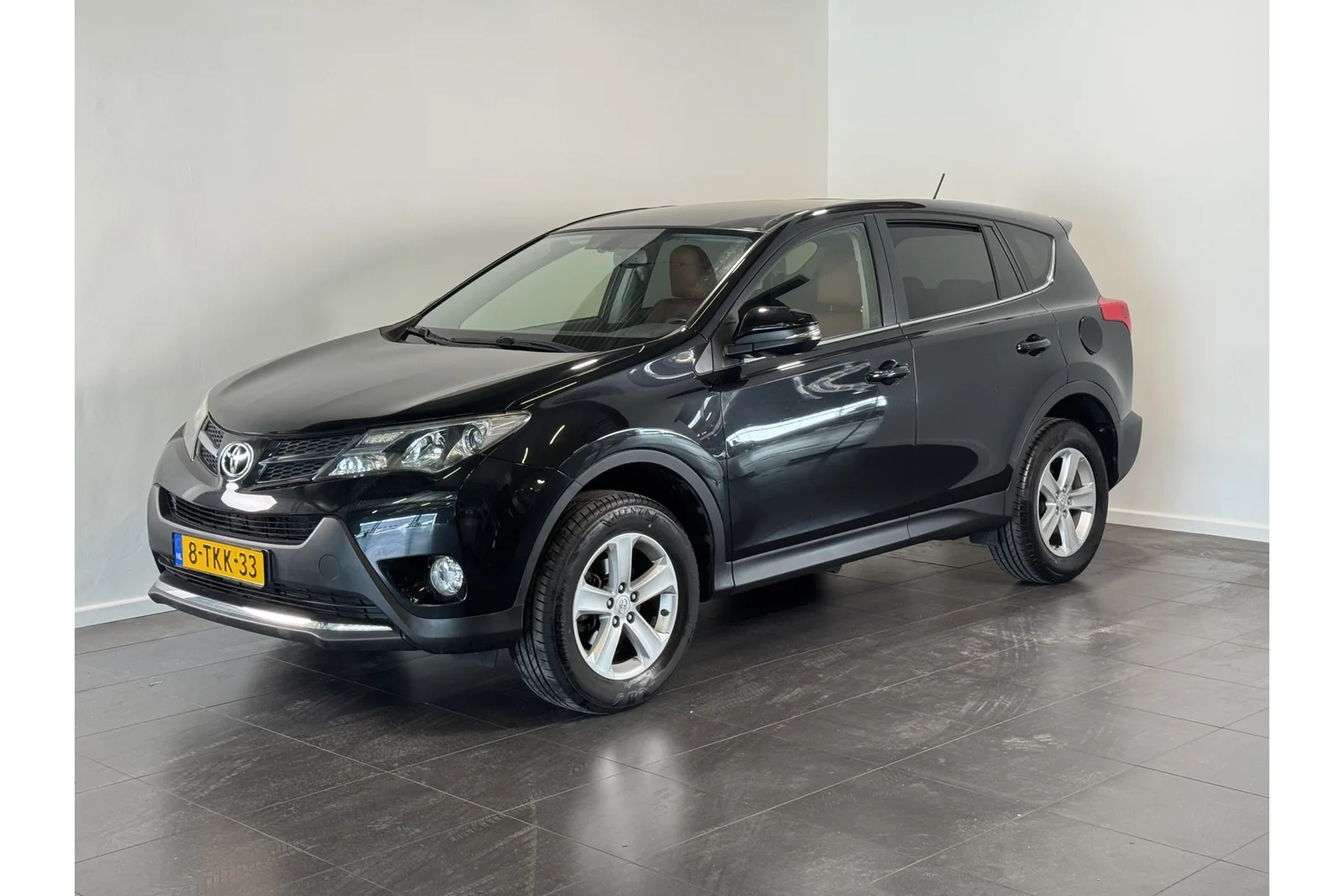 Toyota RAV4 (2014) — foto 1