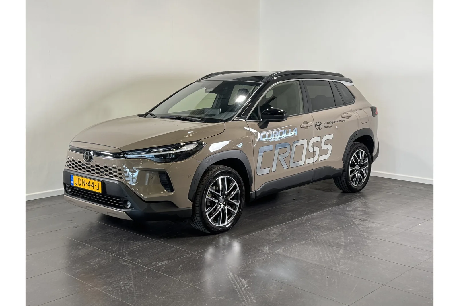 Toyota Corolla (2025) — foto 1