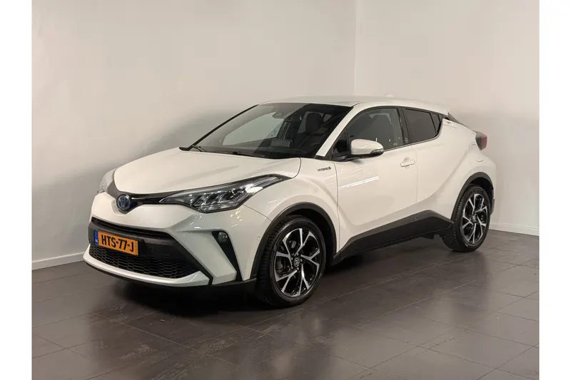 Toyota C-HR (2021)