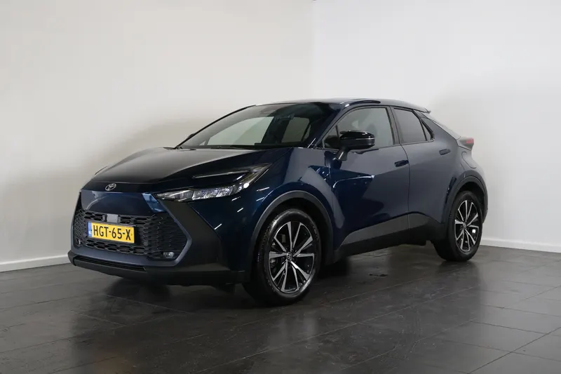 Toyota C-HR (2025)