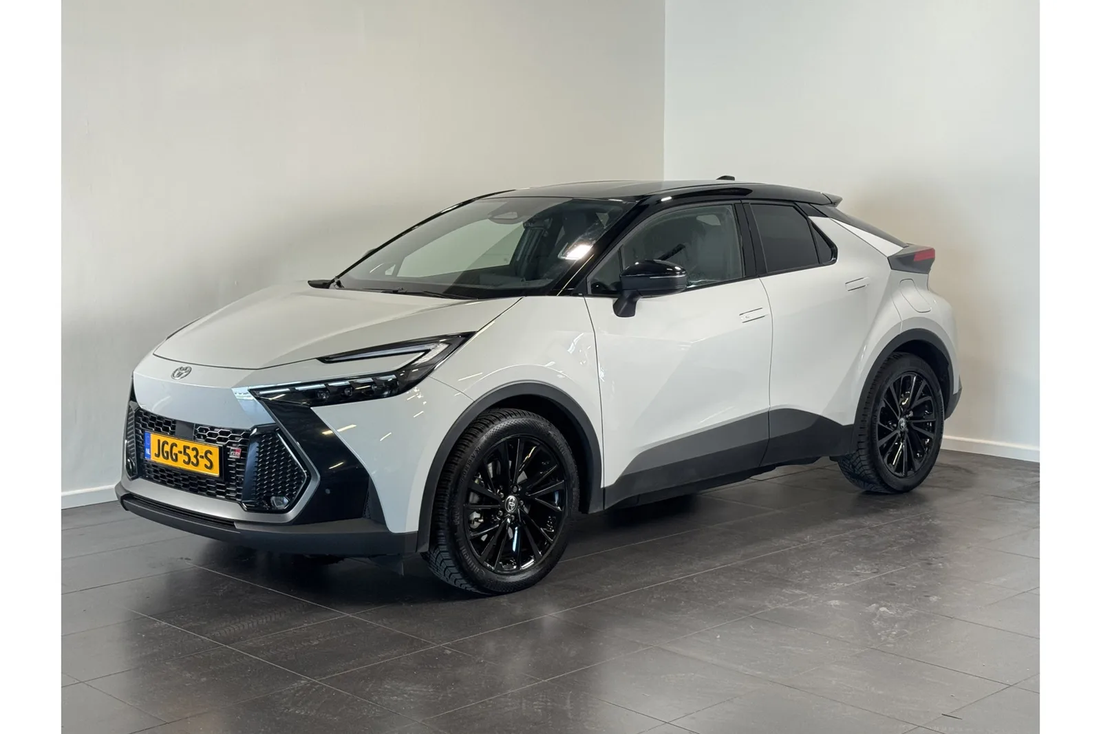 Toyota C-HR (2025) — foto 1
