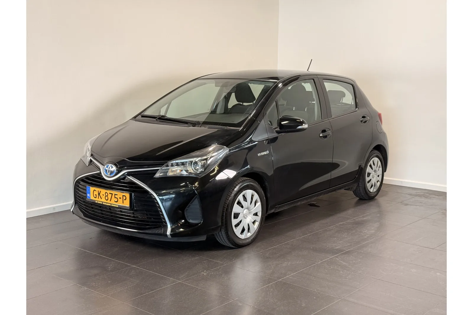 Toyota Yaris (2015) — foto 1