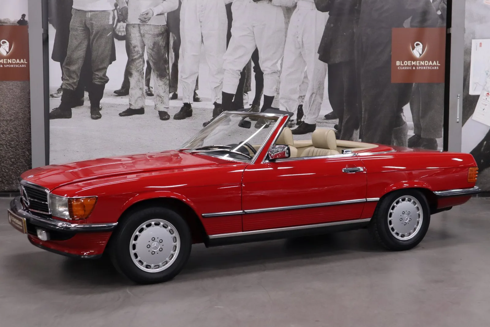 Mercedes-Benz SL-Klasse (1986) — foto 1