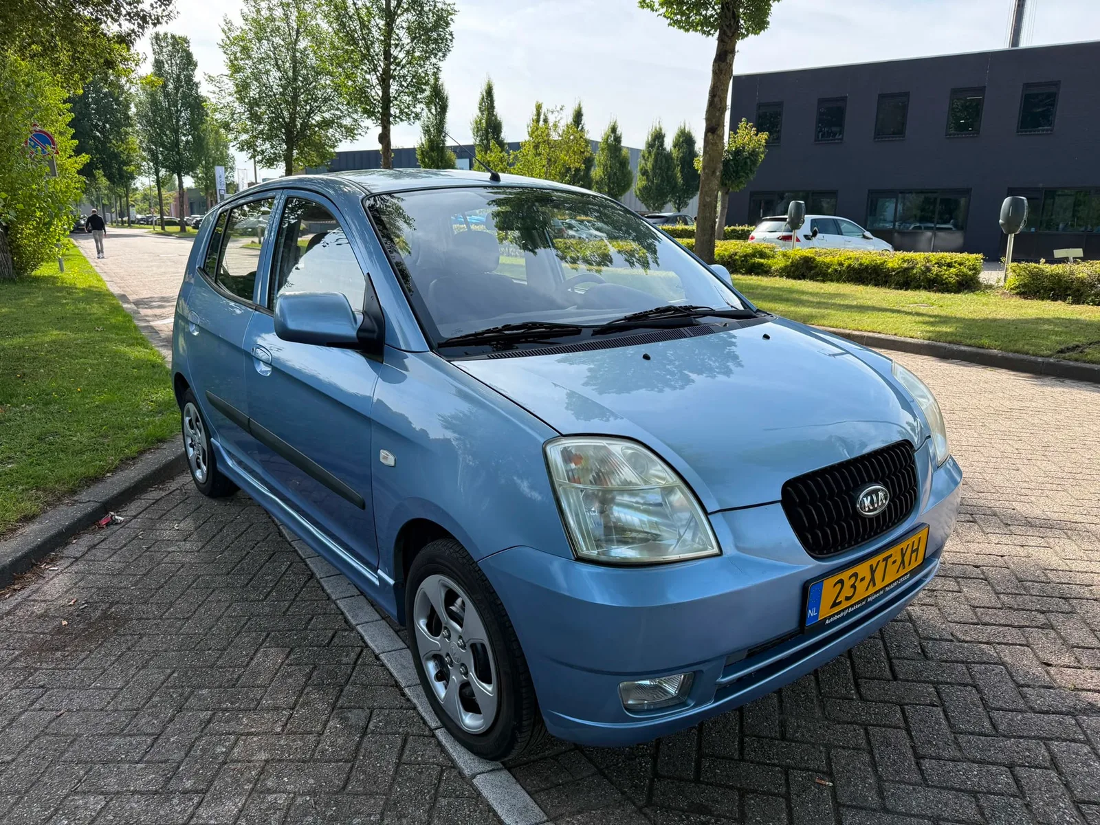 Kia Picanto (2007) — foto 1