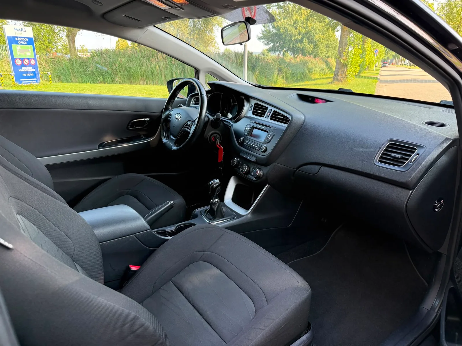Kia Pro Cee'd (2014) — foto 1