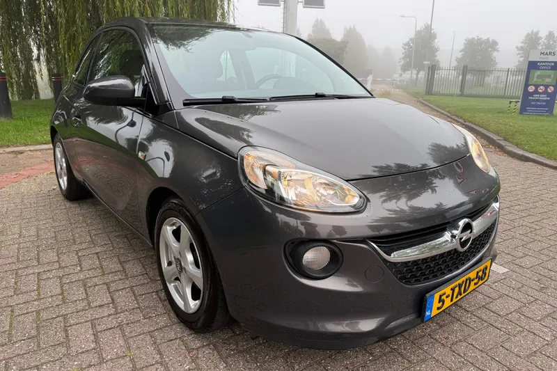 Opel Adam (2014)
