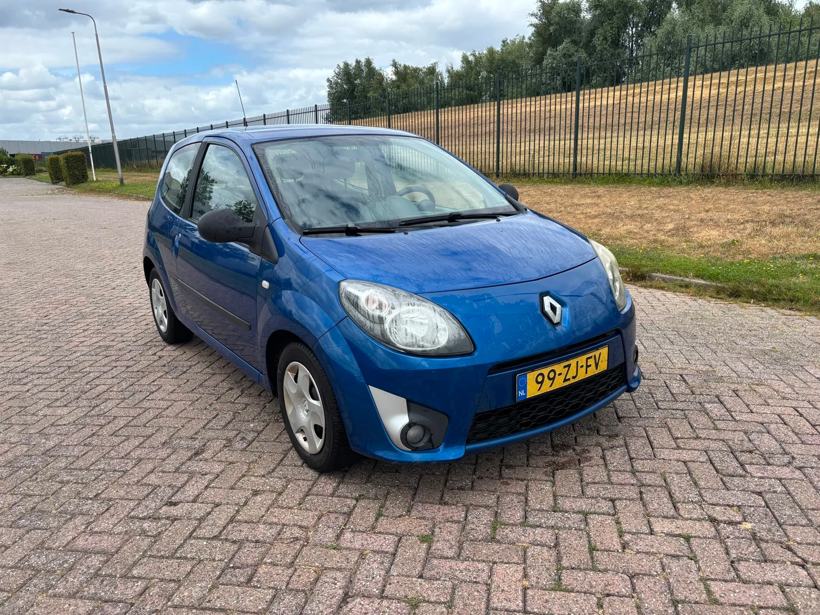 Renault Twingo (2008) — foto 1