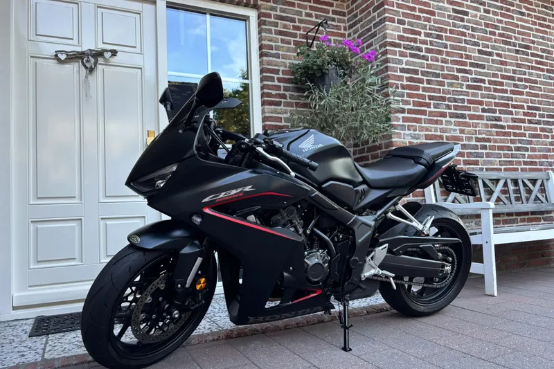 Honda CBR650RA (2024)