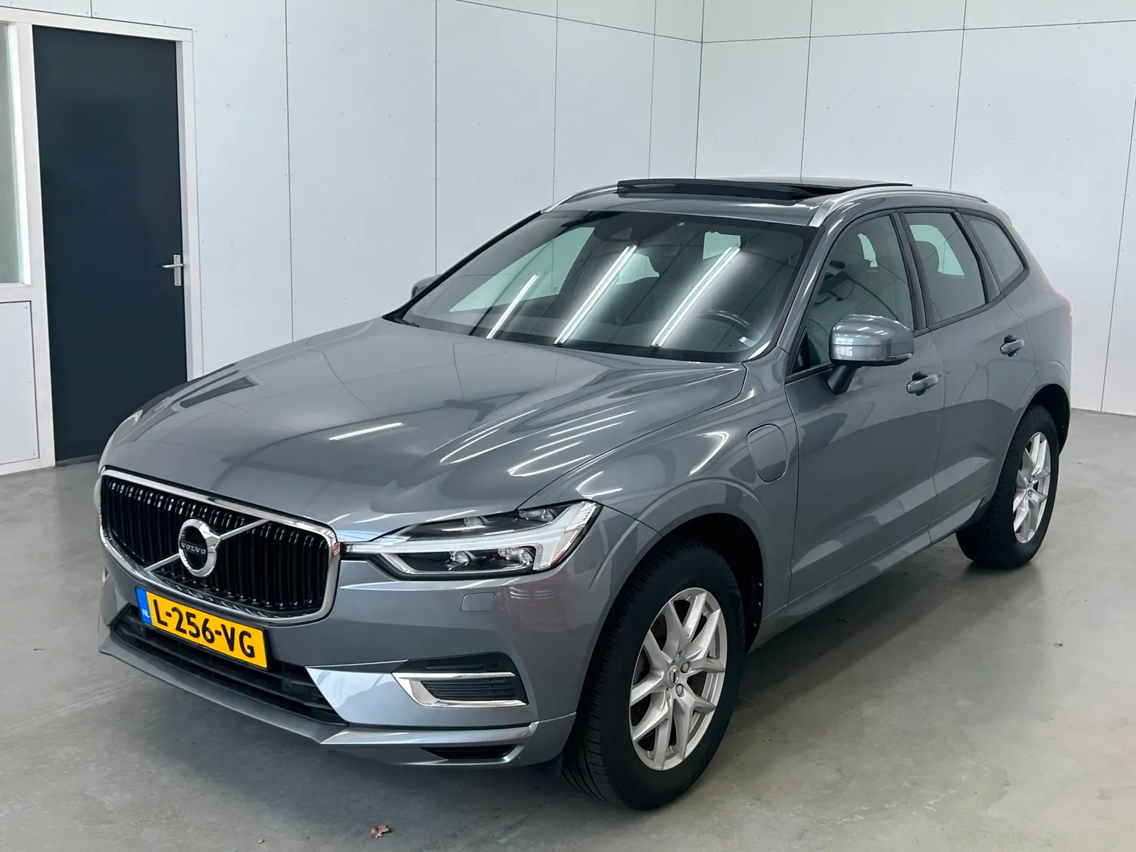 Volvo XC60 (2019) — foto 1