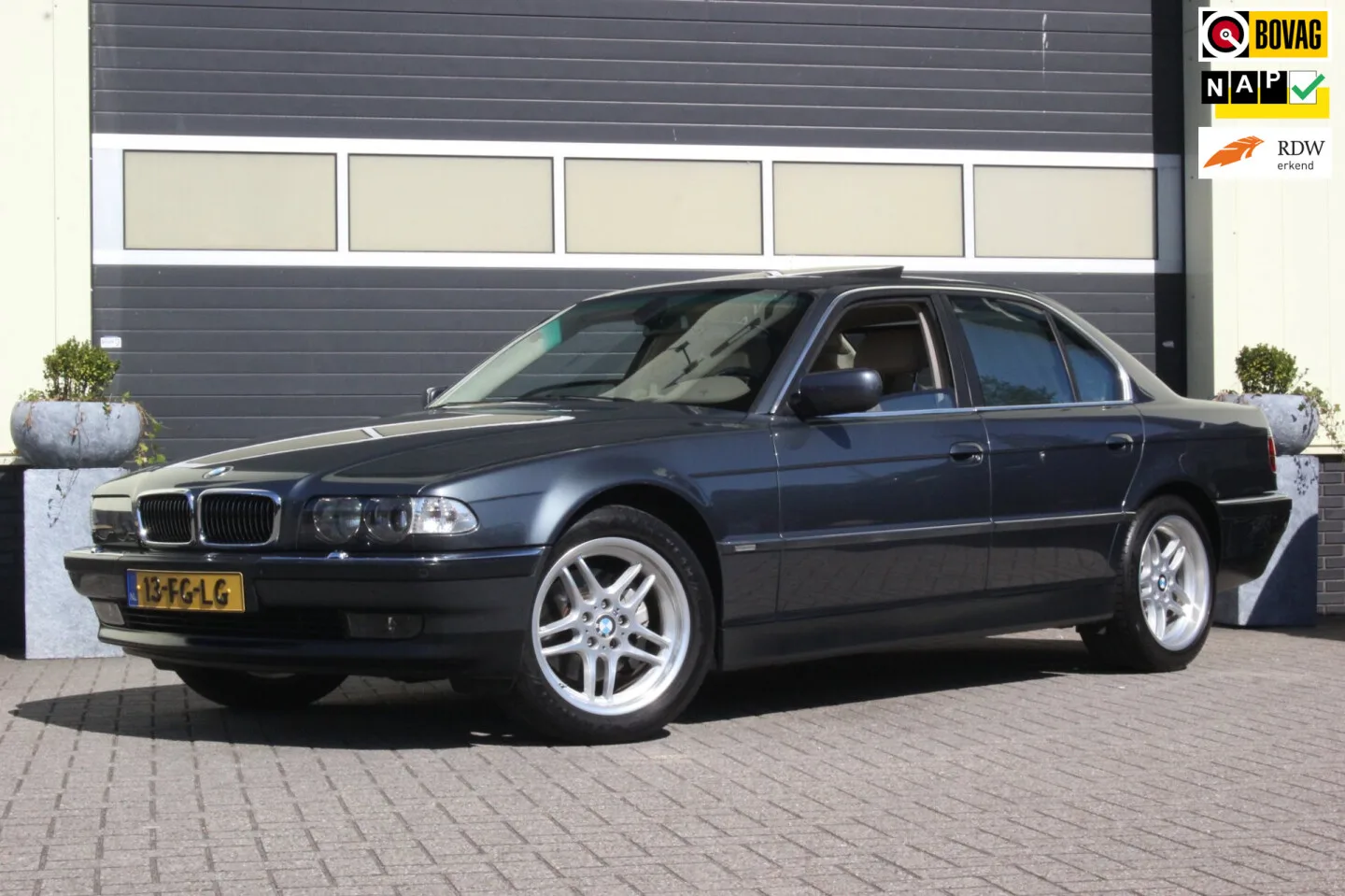 BMW 7-Serie (2000) — foto 1