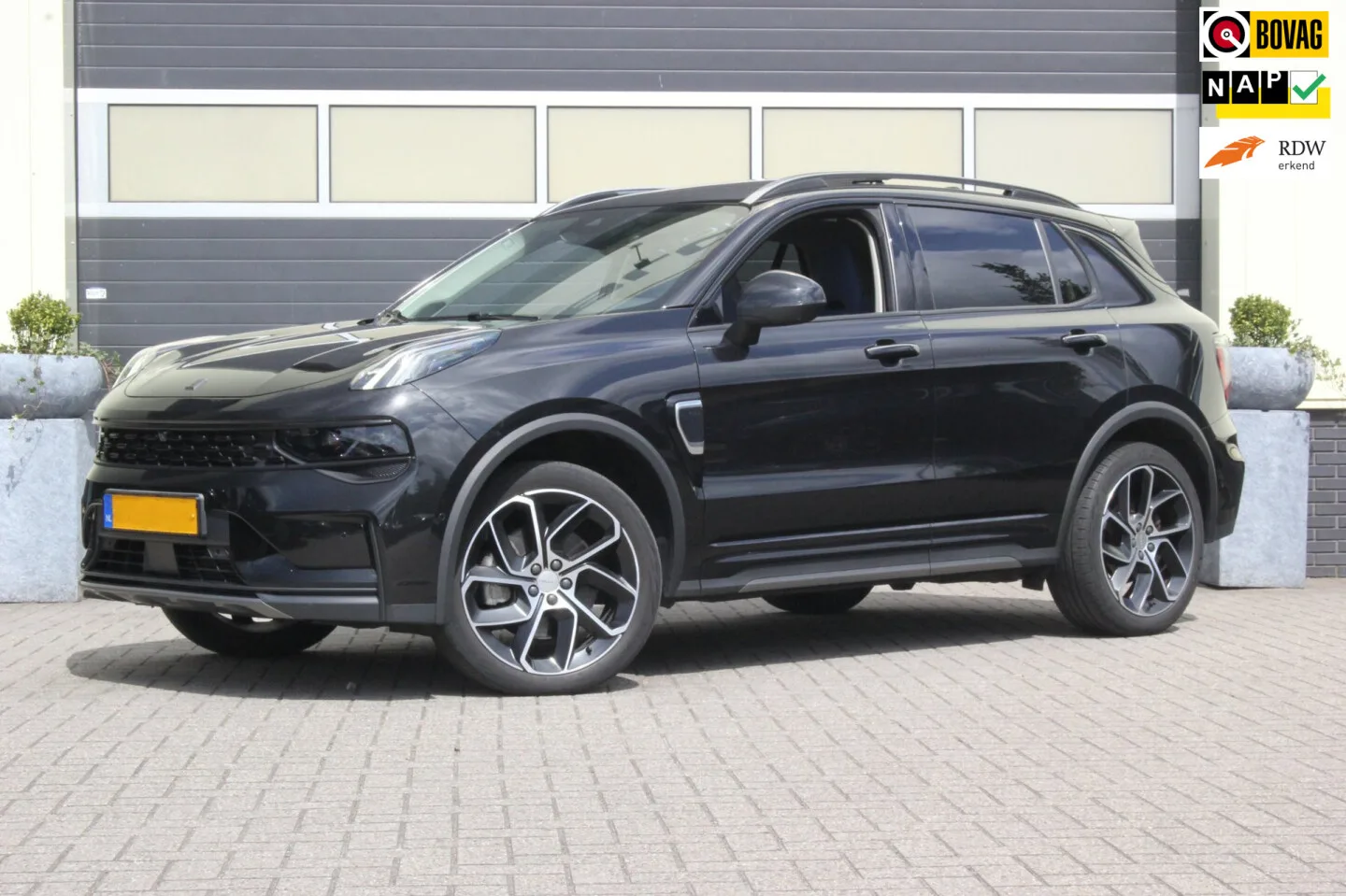 Lynk & Co 01 (2022) — foto 1