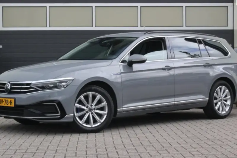 Volkswagen Passat (2022)