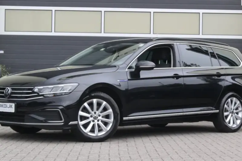 Volkswagen Passat (2022)