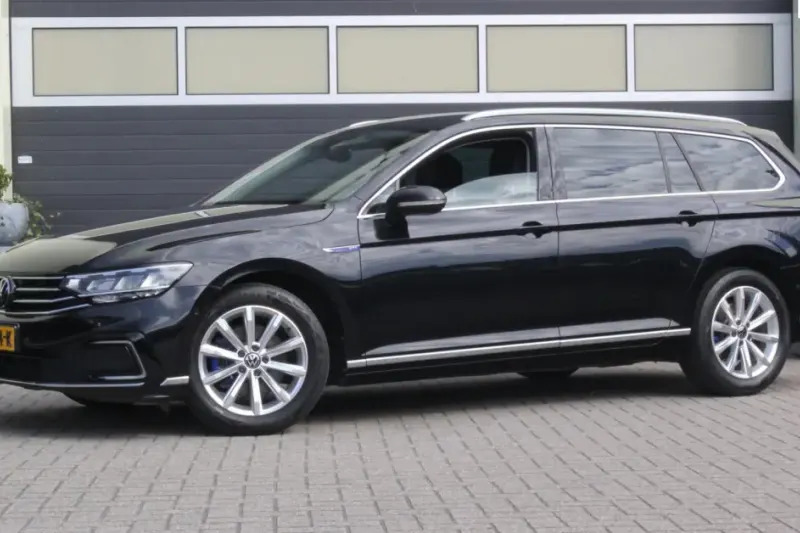 Volkswagen Passat (2022)