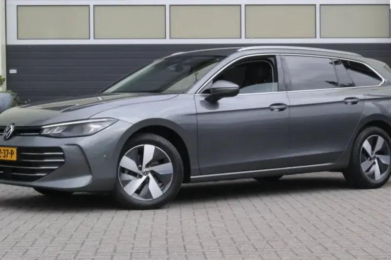 Volkswagen Passat (2025)
